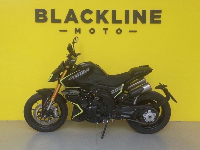 blacklinemoto-brixton-crossfire-125-2023-nero-argento-sx