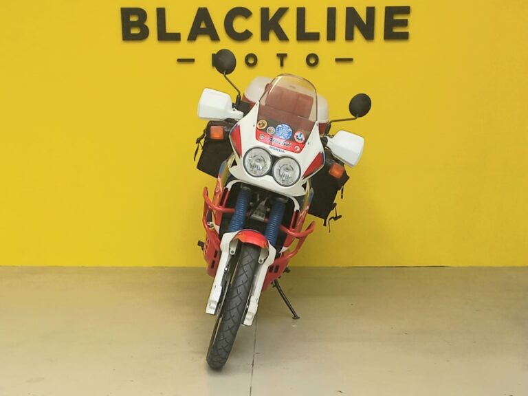 blacklinemoto-honda-XRV-750-africa-twin-1991-biancorossoblu-frontale
