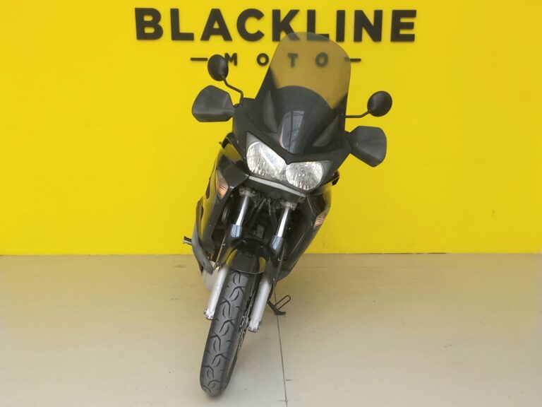 blacklinemoto-honda-varadero-1000-2008-nero-fronte