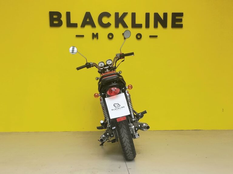 blacklinemoto-jawa-350-ohc-2025-rosso-posteriore