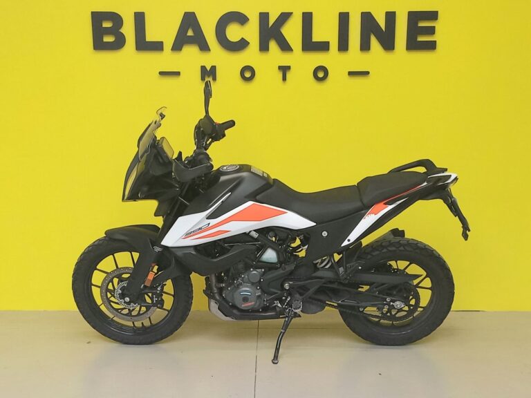 blacklinemoto-ktm-390-adventure-2021-bianco-nero-arancione-latosx