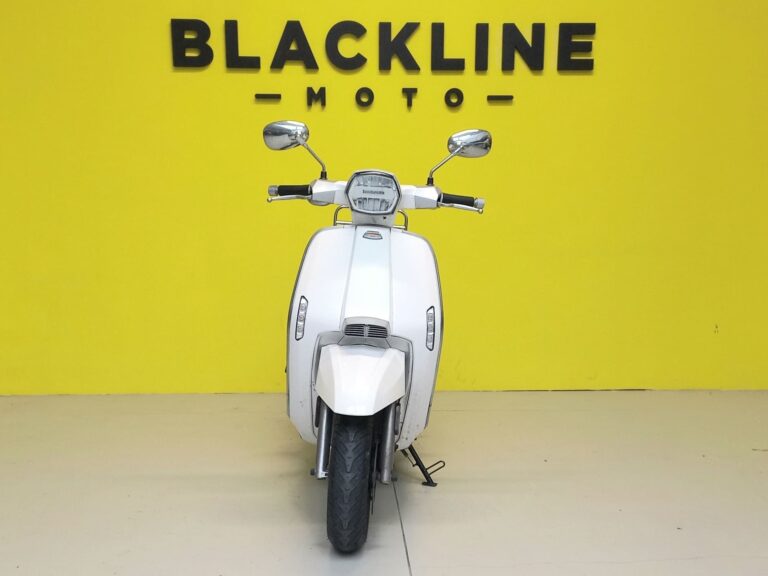 blacklinemoto-lambretta-125-2018-bianco fronte
