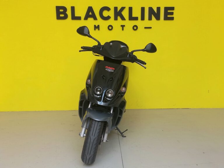 blacklinemoto-malaguti-phantom-max-200-2004-nero-fronte
