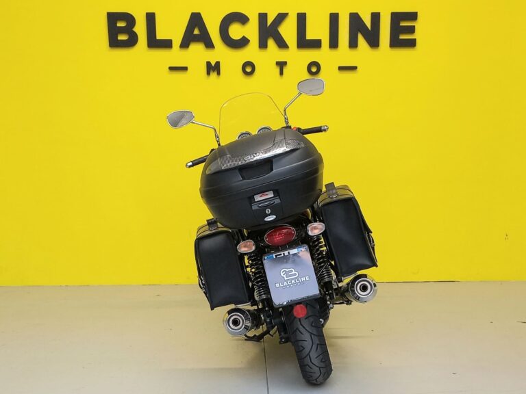 blacklinemoto-moto-guzzi-v7-III-50anniversario-0229di1000-2017-retro