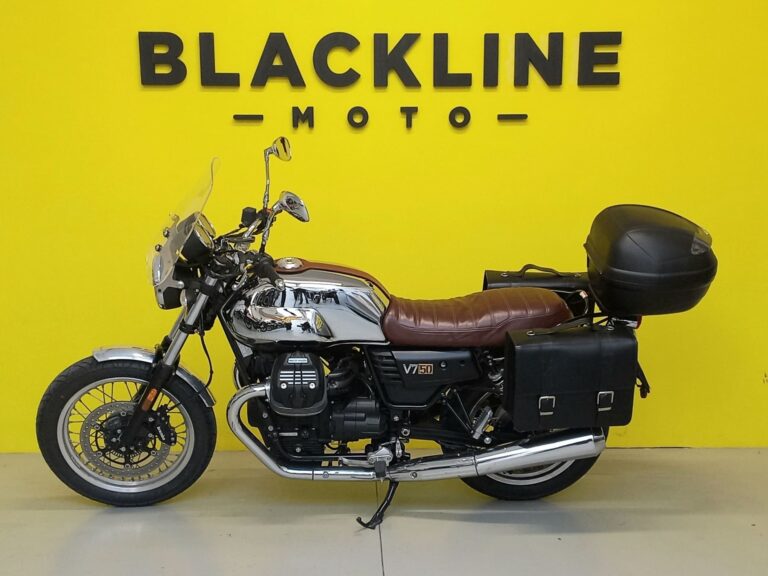 blacklinemoto-moto-guzzi-v7-III-50anniversario-0229di1000-2017-sx