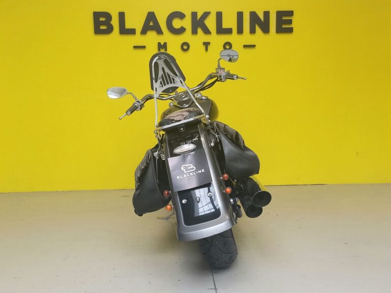 blacklinemoto-suzuki-vl800c-intruder-2005-nero-retro