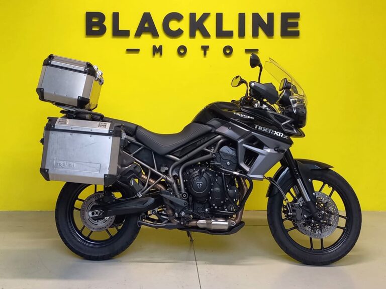 blacklinemoto-triumph-800-xrx-2016-nero