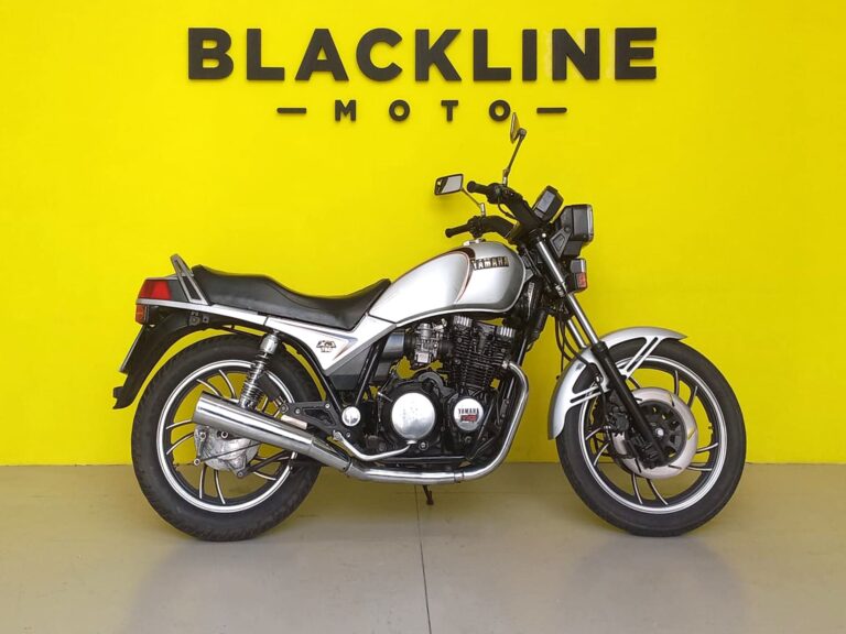 blacklinemoto-yamaha-XJ750-seca-11M-1982-grigio