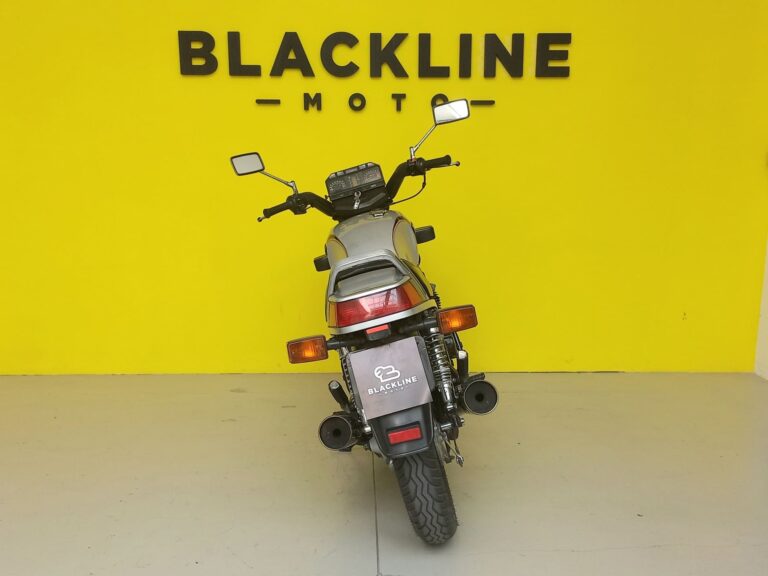 blacklinemoto-yamaha-XJ750-seca-11M-1982-grigio-retro