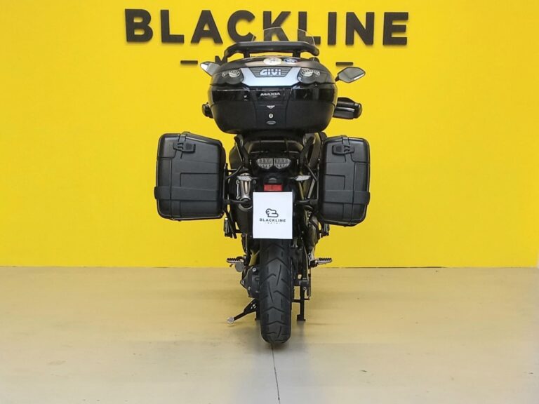 blacklinemoto-yamaha-super-tenere-2015-nero-posteriore